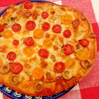 オリーブとトマトの♡可愛いピザ